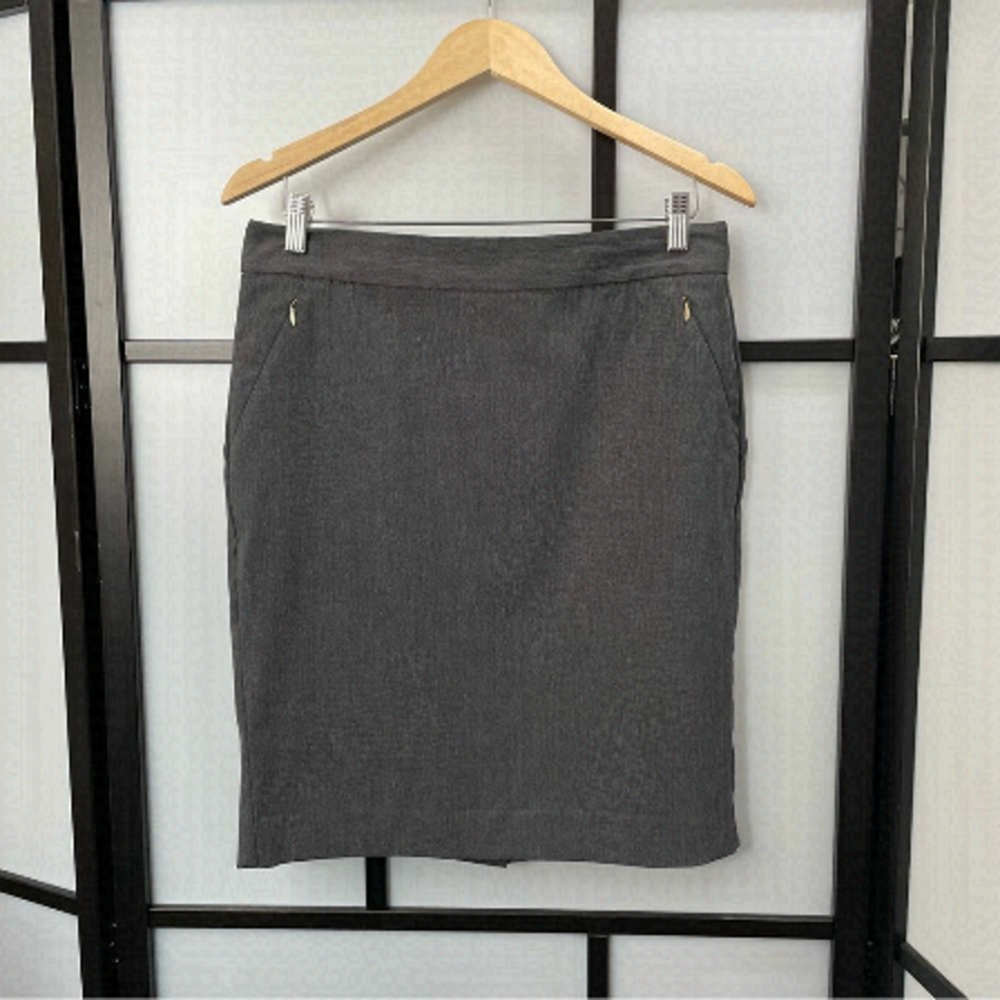 [10] The Limited Women’s Dark Grey Business Casual Pencil Skirt w/ Gold Zippers